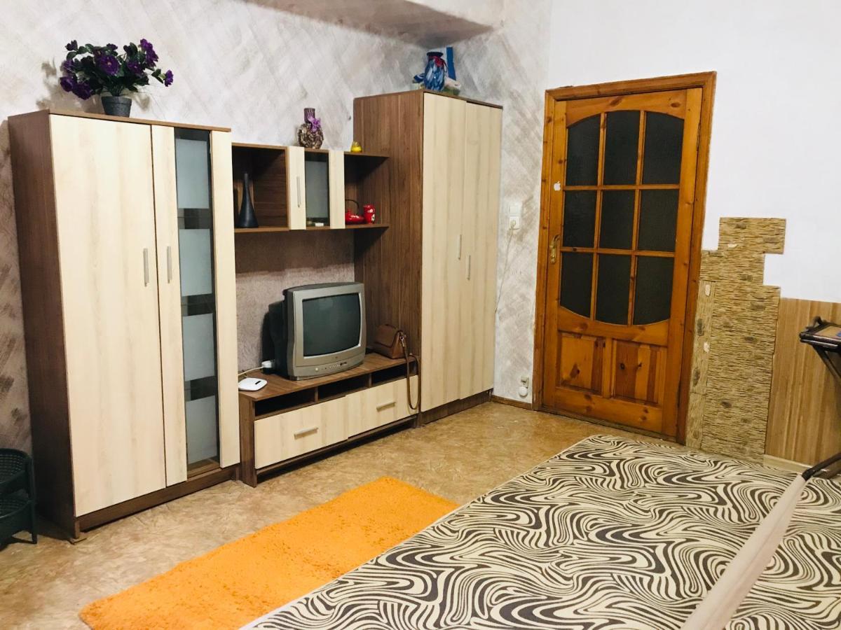 1 Room Apartment Odesa Exterior foto
